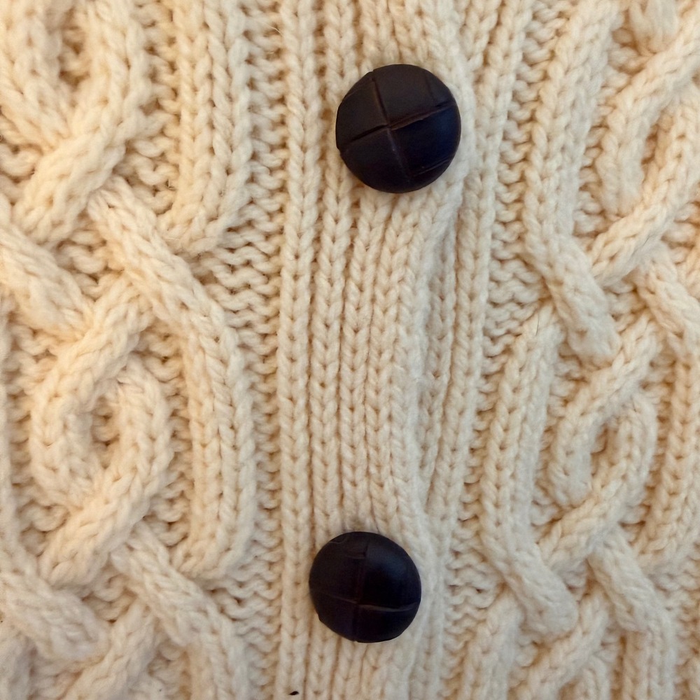 SAOL Ireland Womens 100% Merino Wool‎ Aran Cable Knit Cardigan Sweater Cream L - Picture 6 of 6
